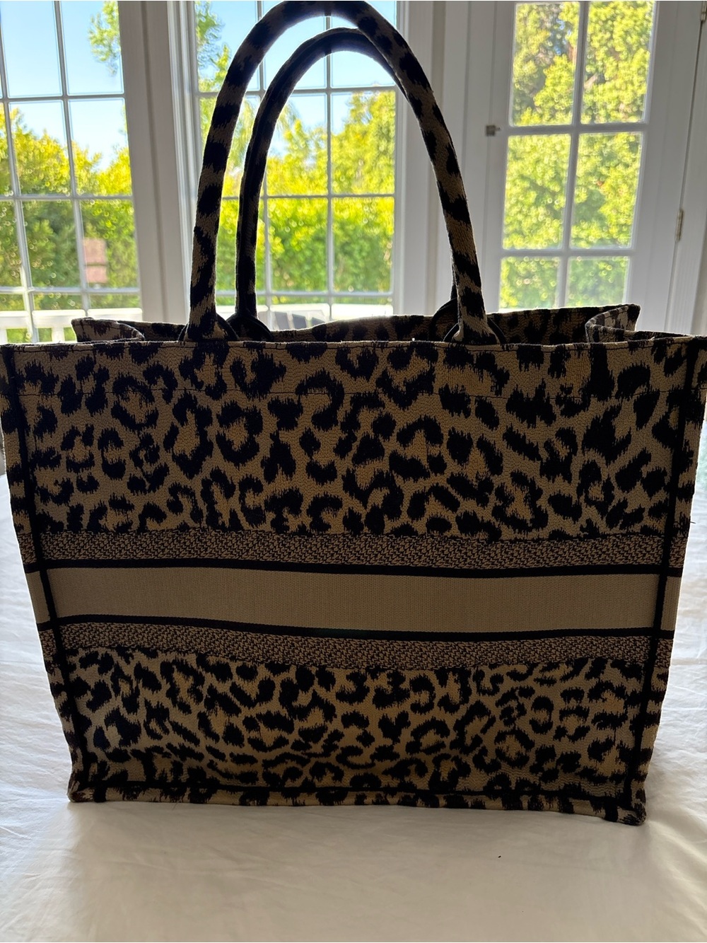 Christian Dior Large Book Tote in Leopard Mizza Embroidery - Picture 2 of 3